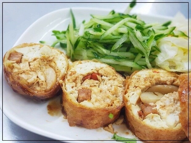 【東區】一品香春捲臭豆腐 獨特又好吃的春捲臭豆腐～台中東區、太平素食銅板美食 近精武車站、馬卡龍公園、