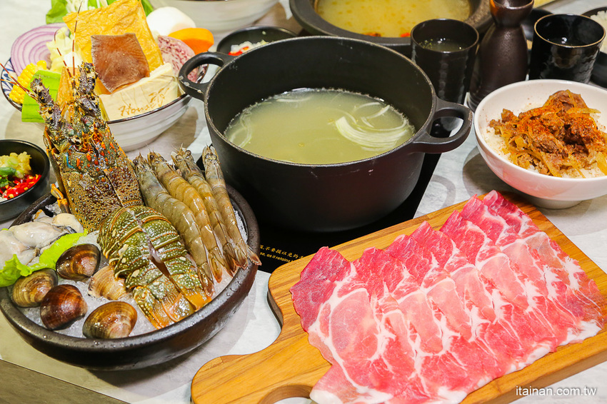 台南火鍋｜台中超人氣網美火鍋店來台南囉!頂級冷藏肉專賣，200多元起跳吃平價有質感火鍋打卡還送肉肉「House V 好室鍋物台南育樂店」 - 台南好Food遊