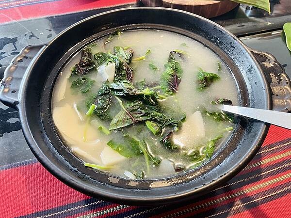 花蓮縣花蓮市||吃。花蓮|| 流流社風味餐 特色無菜單原住民料理