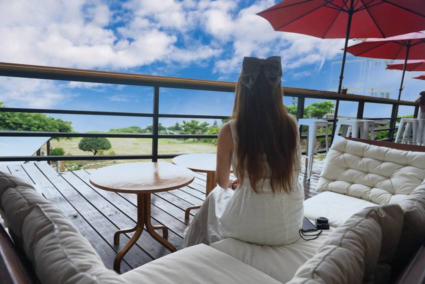 網美拍起來! 花蓮台11線最新看海咖啡廳 絕美海景 超可愛日式刨冰有夠好拍 浪花村 提供南洋料理、手沖咖啡