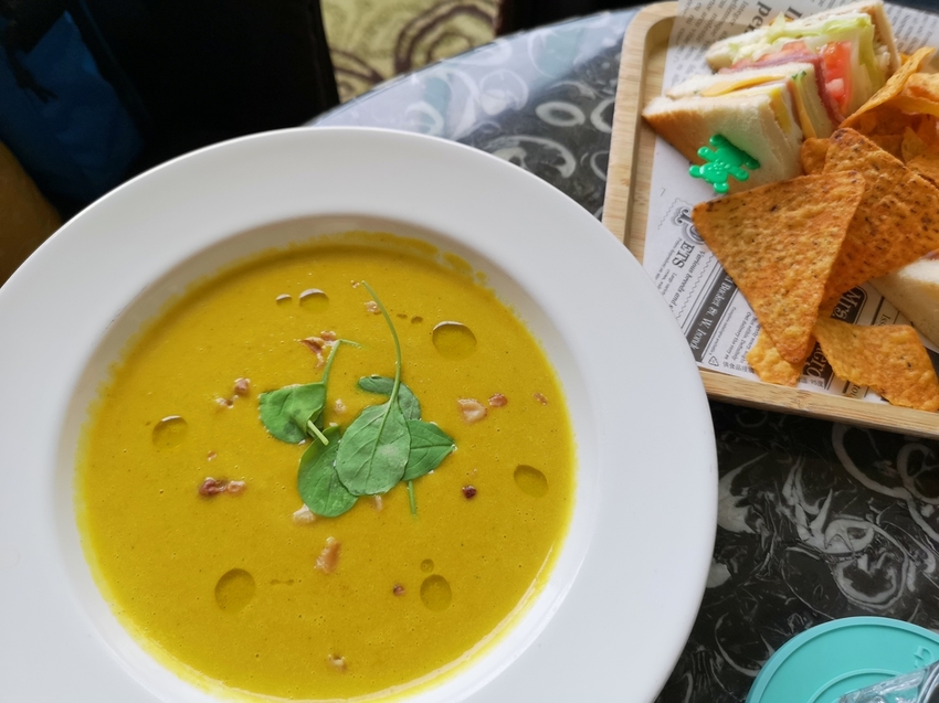 IMG_20191001_142613.jpg - 墾丁凱撒-大廳酒吧