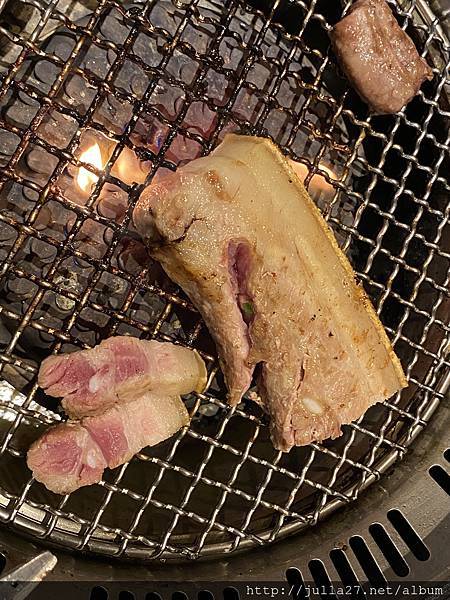 20200925_054941142_iOS