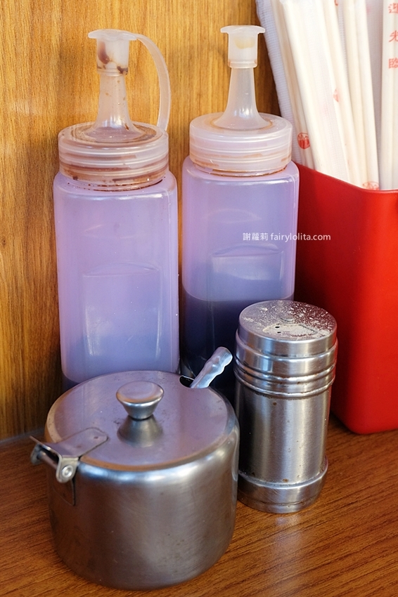 肉羹味。隱藏版「阿嬤古早味赤肉羹」，假日只賣3小時，還沒打烊就賣光！ @蹦啾♥謝蘿莉 La vie heureuse