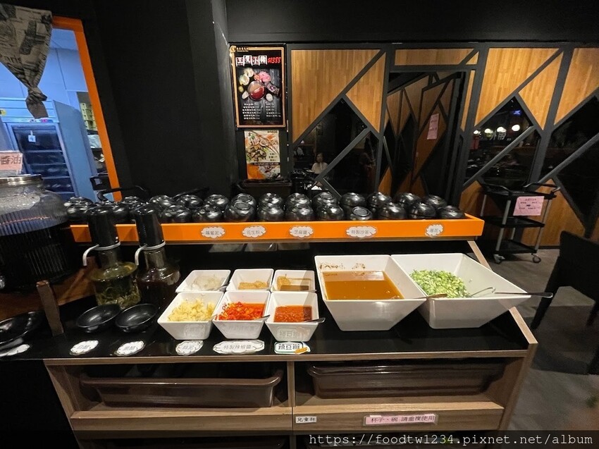 [台北火鍋]樹林區「崔官麻辣.石頭.鴛鴦鍋（樹林店）」多次回