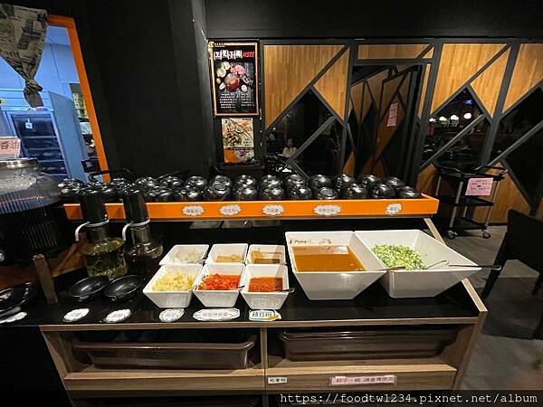 [台北火鍋]樹林區「崔官麻辣.石頭.鴛鴦鍋（樹林店）」多次回