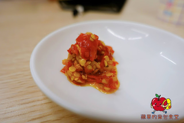 [食記] 新竹東區 - 皇鳴 炒飯王國 炒功厲害充滿鍋香 料多味美份量足 咖哩炒麵香牛肉嫩 蛤蜊薑絲鮮甜對味 新竹美食
