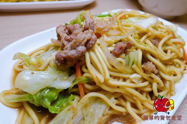 [食記] 新竹東區 - 皇鳴 炒飯王國 炒功厲害充滿鍋香 料多味美份量足 咖哩炒麵香牛肉嫩 蛤蜊薑絲鮮甜對味 新竹美食