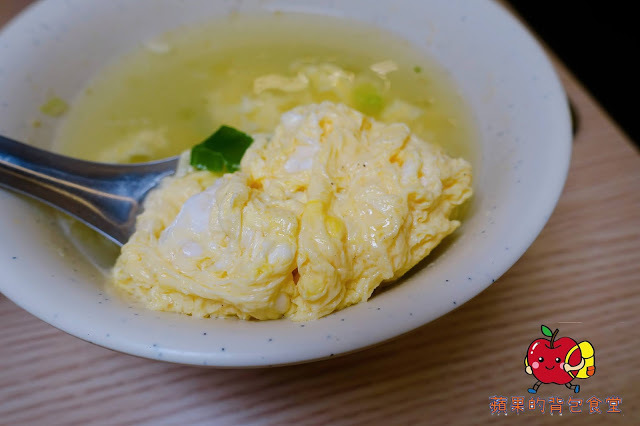 [食記] 新竹東區 - 皇鳴 炒飯王國 炒功厲害充滿鍋香 料多味美份量足 咖哩炒麵香牛肉嫩 蛤蜊薑絲鮮甜對味 新竹美食