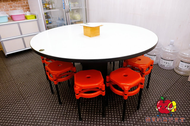 [食記] 新竹東區 - 皇鳴 炒飯王國 炒功厲害充滿鍋香 料多味美份量足 咖哩炒麵香牛肉嫩 蛤蜊薑絲鮮甜對味 新竹美食