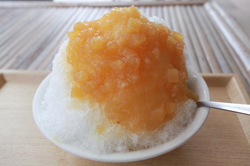 高雄市三民區吃。高雄美食｜三民區。「家元手工豆花 剉冰」Goole233則評論獲得4.8顆星，專賣古早味豆花，剉冰有黑糖漿跟