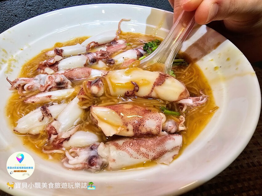 [食]台北 士林夜市 滿滿海鮮 魷魚 小卷 大腸 鮮蚵 鮮脆爽口好滋味 士林廟口 阿輝麵線