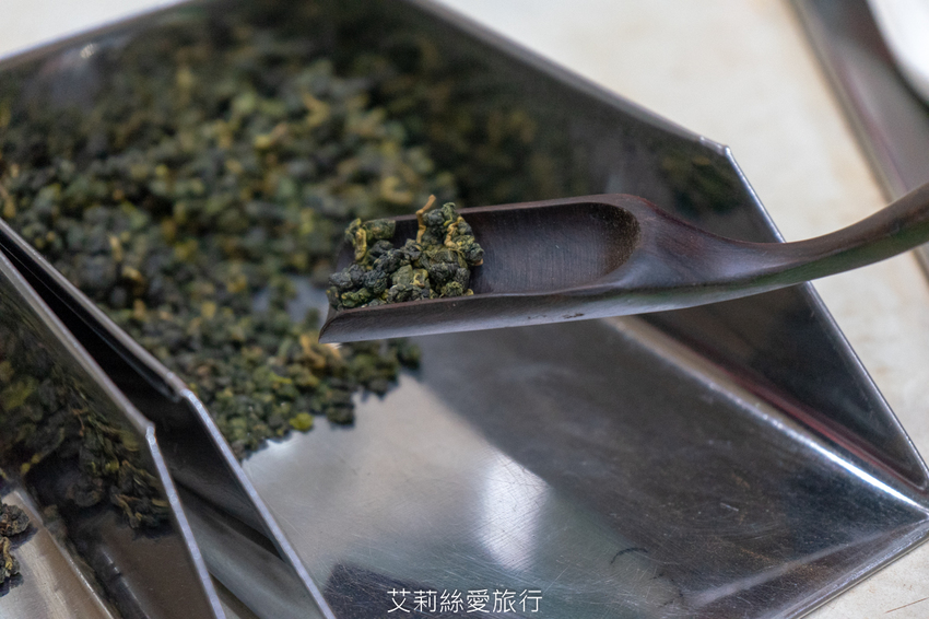 專業親切的老字號茶葉行 雋美佳 清涼手搖飲、飯店專用茶包 年節禮盒 中秋節送禮首選 - 艾莉絲愛旅行