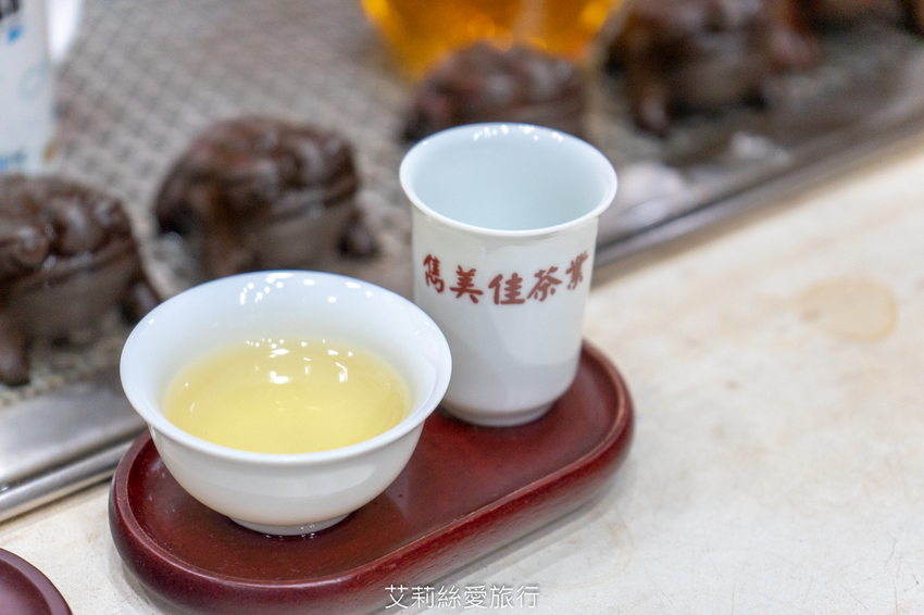 專業親切的老字號茶葉行 雋美佳 清涼手搖飲、飯店專用茶包 年節禮盒 中秋節送禮首選 - 艾莉絲愛旅行