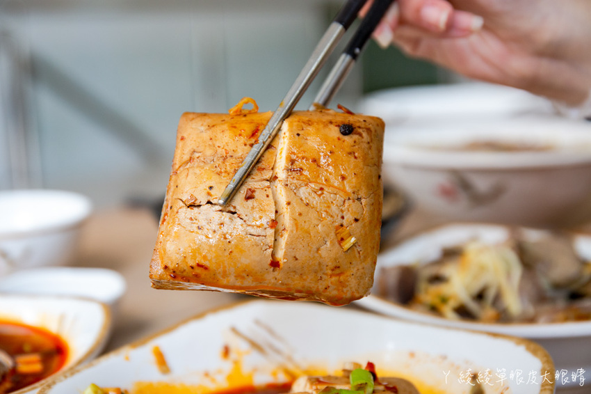 新竹鵝肉推薦饗鵝鵝肉料理!上桌直接秒殺,老饕必點鮮嫩多汁的鵝肉切盤!吃過粉紅夢幻鵝蛋嗎