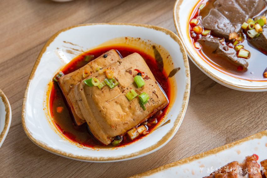 新竹鵝肉推薦饗鵝鵝肉料理!上桌直接秒殺,老饕必點鮮嫩多汁的鵝肉切盤!吃過粉紅夢幻鵝蛋嗎