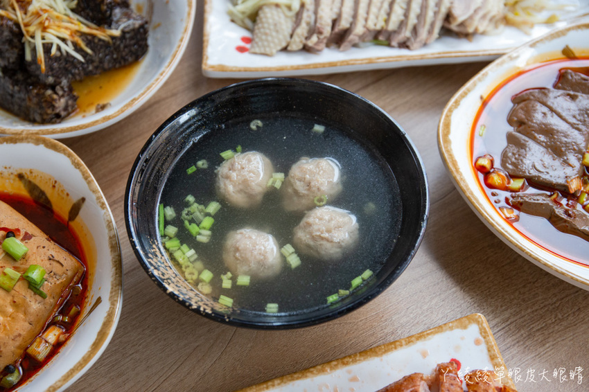 新竹鵝肉推薦饗鵝鵝肉料理!上桌直接秒殺,老饕必點鮮嫩多汁的鵝肉切盤!吃過粉紅夢幻鵝蛋嗎