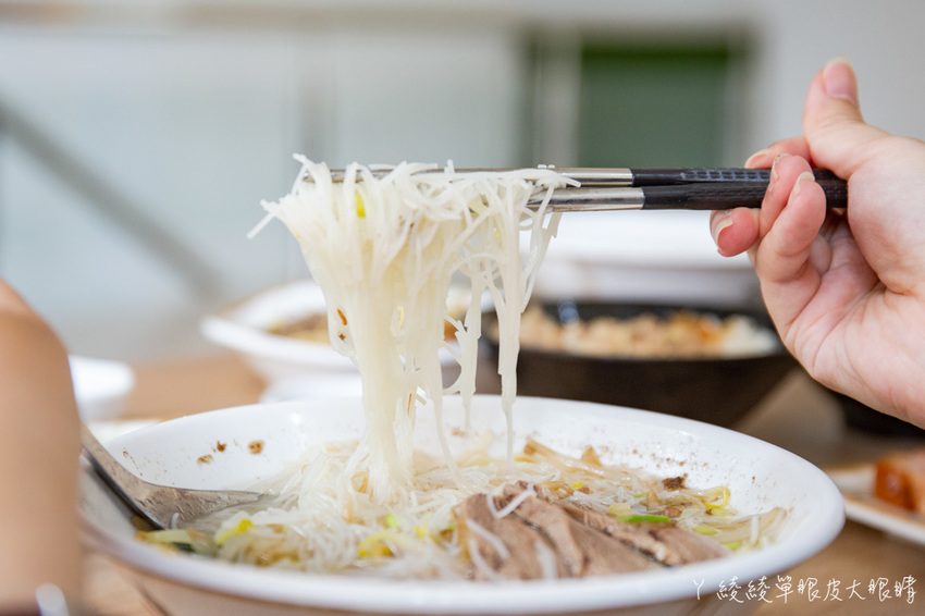 新竹鵝肉推薦饗鵝鵝肉料理!上桌直接秒殺,老饕必點鮮嫩多汁的鵝肉切盤!吃過粉紅夢幻鵝蛋嗎