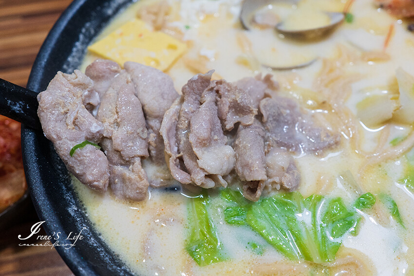 口味超讚的鍋燒專賣店，週年慶活動開跑！滿額送小菜、豬肉片加點增量60%，牛奶系列加購飲料只要一枚10元銅板 @Irene's 食旅．時旅