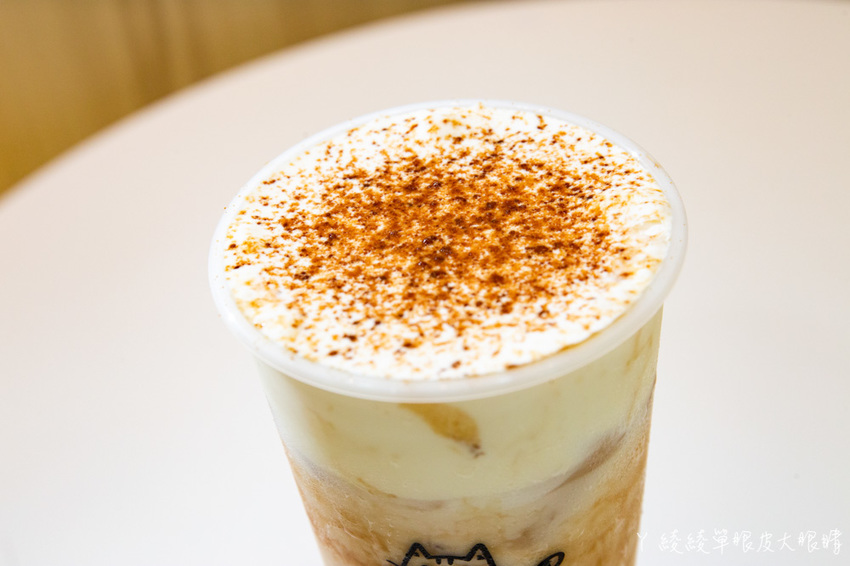 從日本紅回台灣的人氣芝士奶蓋在新竹，利客坊芝士奶蓋專門店！可愛喵星人打造的手搖飲料店