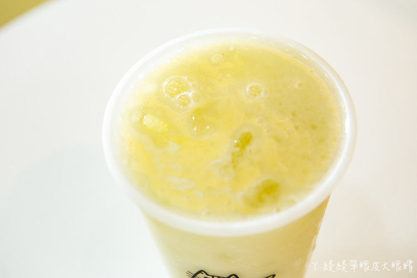 從日本紅回台灣的人氣芝士奶蓋在新竹，利客坊芝士奶蓋專門店！可愛喵星人打造的手搖飲料店