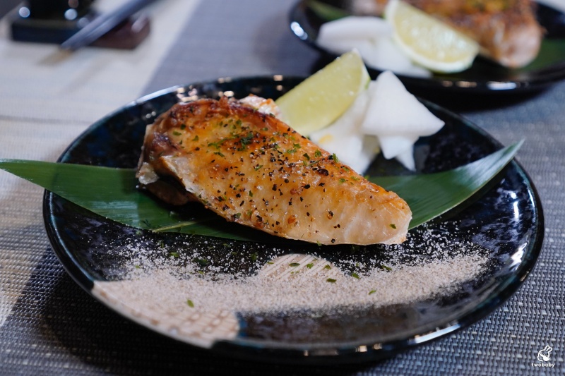 基隆市信義區賞鮨手作料理店 1580元套餐享受龍蝦、和牛、海膽等13道料理,基隆高CP值日本料理聚餐首選!