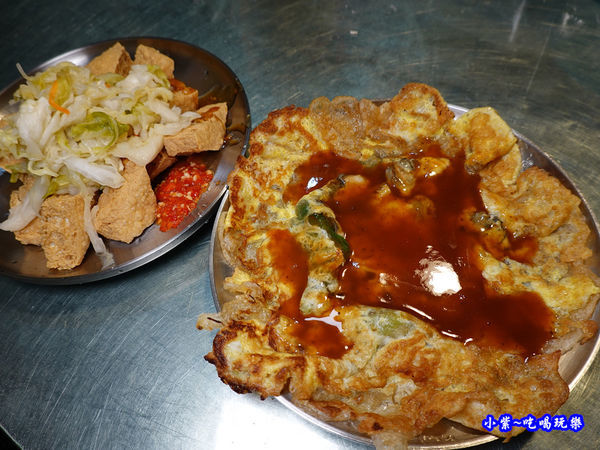 金林三兄弟臭豆腐蚵仔煎 (2).jpg