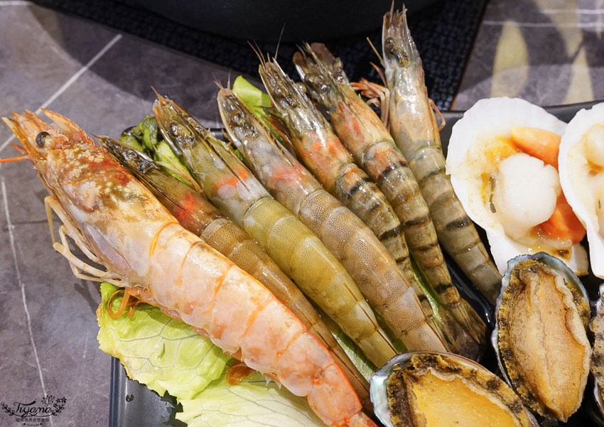 澎湖吃到飽餐廳就是狂!!新巴適經典麻辣鍋,高級肉品、眾多海鮮任你選,單點式火鍋吃到飽! @緹雅瑪 美食旅遊趣 澎湖吃到飽餐廳就是狂!!新巴適經典麻辣鍋,高級肉品、眾多海鮮任你選,單點式火鍋吃到飽! @緹雅瑪 美食旅遊趣