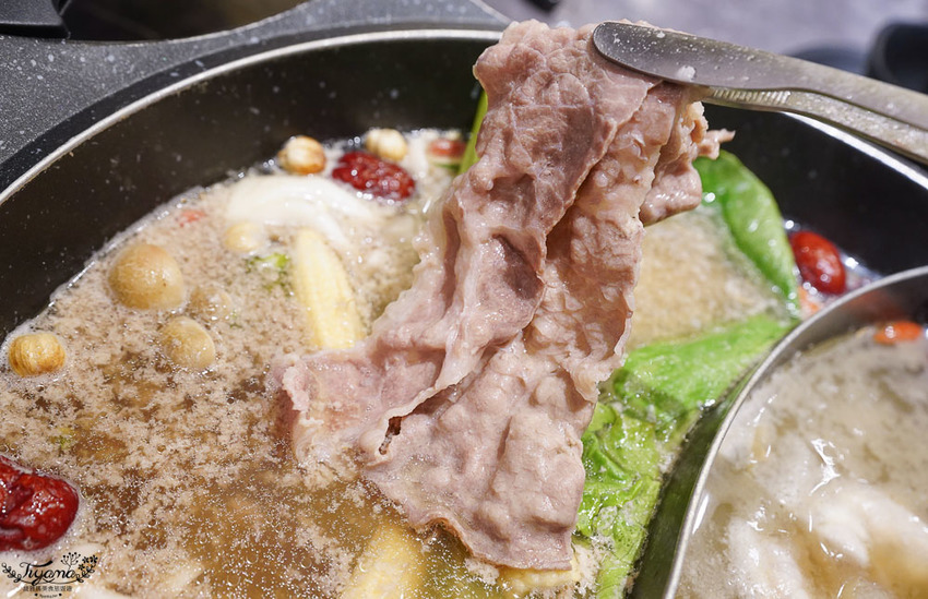 澎湖吃到飽餐廳就是狂!!新巴適經典麻辣鍋,高級肉品、眾多海鮮任你選,單點式火鍋吃到飽! @緹雅瑪 美食旅遊趣 澎湖吃到飽餐廳就是狂!!新巴適經典麻辣鍋,高級肉品、眾多海鮮任你選,單點式火鍋吃到飽! @緹雅瑪 美食旅遊趣