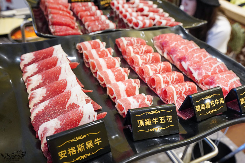 澎湖吃到飽餐廳就是狂!!新巴適經典麻辣鍋,高級肉品、眾多海鮮任你選,單點式火鍋吃到飽! @緹雅瑪 美食旅遊趣 澎湖吃到飽餐廳就是狂!!新巴適經典麻辣鍋,高級肉品、眾多海鮮任你選,單點式火鍋吃到飽! @緹雅瑪 美食旅遊趣