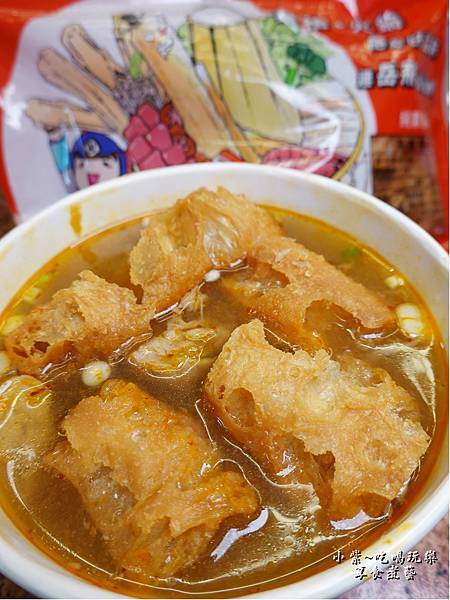 馬吸瘦油條-3鼎紅祖傳麻辣鴨血臭豆腐 (4).jpg