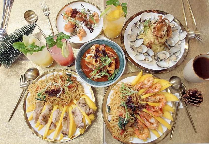 解憂雜貨食堂｜在和洋古董文物間享用新台菜飲茶，單點78元起，套餐免服務費還送茶飲無限暢飲，台中三井裡的昭和年代老時光 - 蘋果話日常