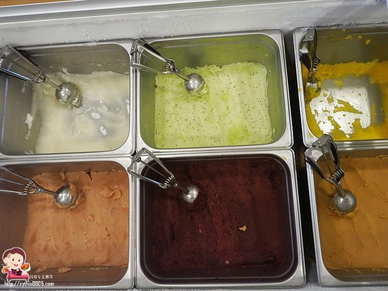 桃園平鎮美食-吉旺綿綿冰-很佛系營業的綿綿冰，6球45元到底是要賺什麼 @民宿女王芽月-美食.旅遊.全台趴趴走