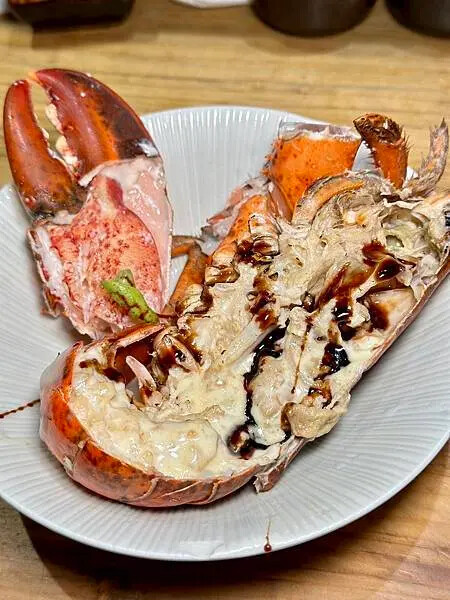 信義區隱藏版「曹料理」無菜單日料！海膽、龍蝦、和牛一次滿足。