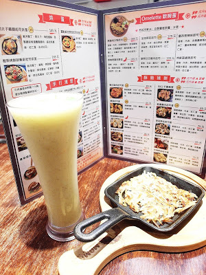 【台北松山】平價早午餐推薦︰Mamas鐵鍋早午餐，菜單推薦、必吃料理三明治、瑪芬、捲餅、烘蛋等，捷運小巨蛋必吃早午餐