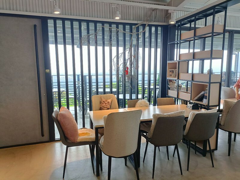 網美必去桃園景觀餐廳推薦 貓禾咖啡廳/親子咖啡廳/寵物友善空間 有療癒貓咪跟好拍照的空間!! 還有超好吃的美食!! 真的是私藏名單拉~~