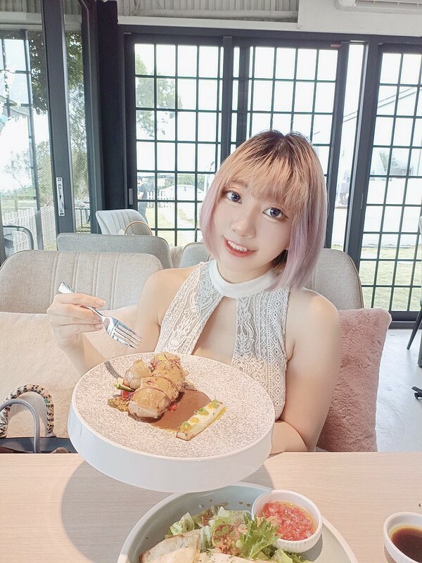 網美必去桃園景觀餐廳推薦 貓禾咖啡廳/親子咖啡廳/寵物友善空間 有療癒貓咪跟好拍照的空間!! 還有超好吃的美食!! 真的是私藏名單拉~~