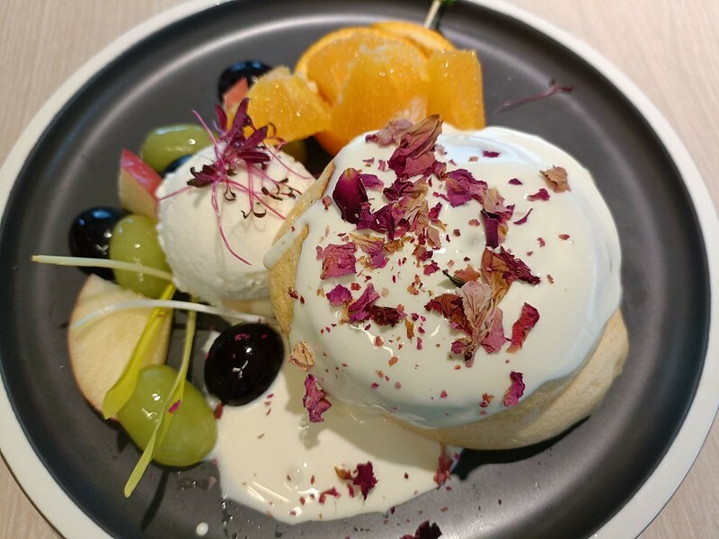 網美必去桃園景觀餐廳推薦 貓禾咖啡廳/親子咖啡廳/寵物友善空間 有療癒貓咪跟好拍照的空間!! 還有超好吃的美食!! 真的是私藏名單拉~~