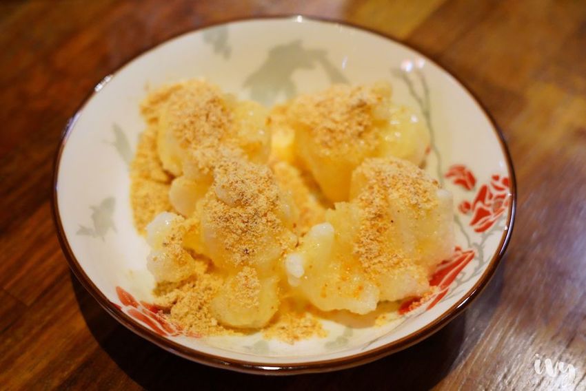 老炭伙居酒屋 |台北忠孝敦化美食,宵夜小酌的串燒居酒屋,推薦爆汁培根番茄捲、雞菲力! - 艾薇覓食趣