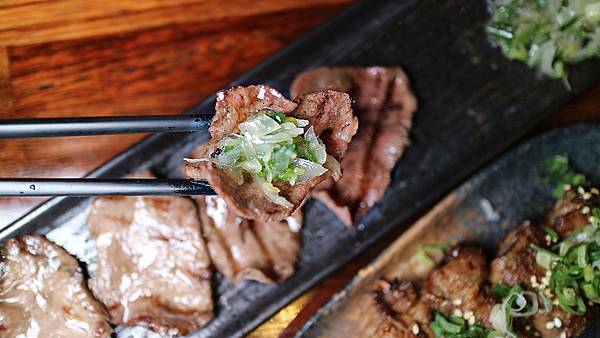 老炭伙澳洲和牛牛舌 (1).jpg