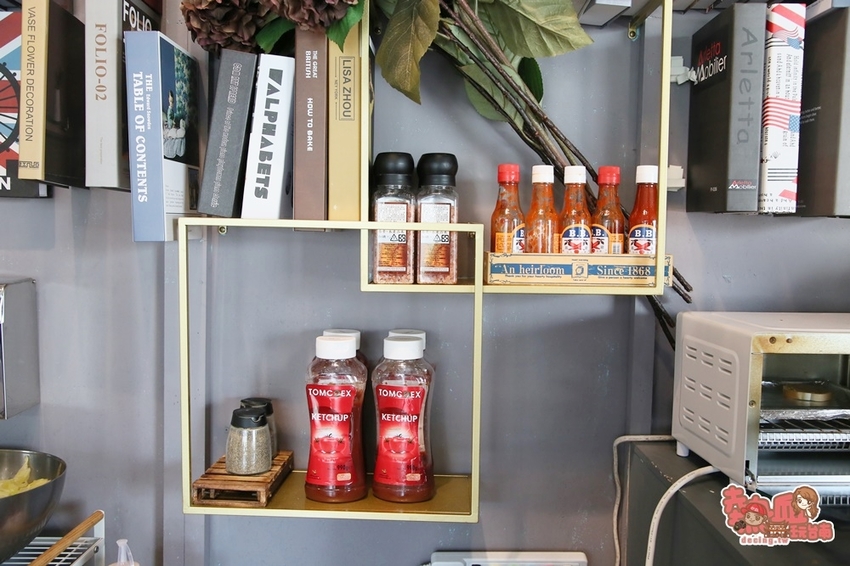 【台南美食】肉食怪的最愛!加飯加麵不用錢,還有泰式珍奶自助吧吃到飽:19House炙燒牛排 - 熱血玩台南。跳躍新世界