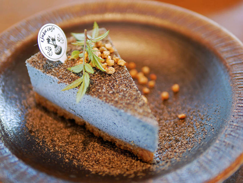 Tjuku cafe 啾咕咖啡_墨玄_黑芝麻生乳酪_115921.JPG