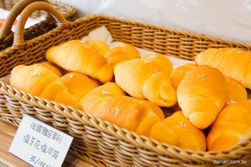 台南麵包烘焙|湖美社區巷弄間的車庫烘焙坊,職人手作烘焙!質感滿分的「V17手感烘焙坊」 - 台南好Food遊