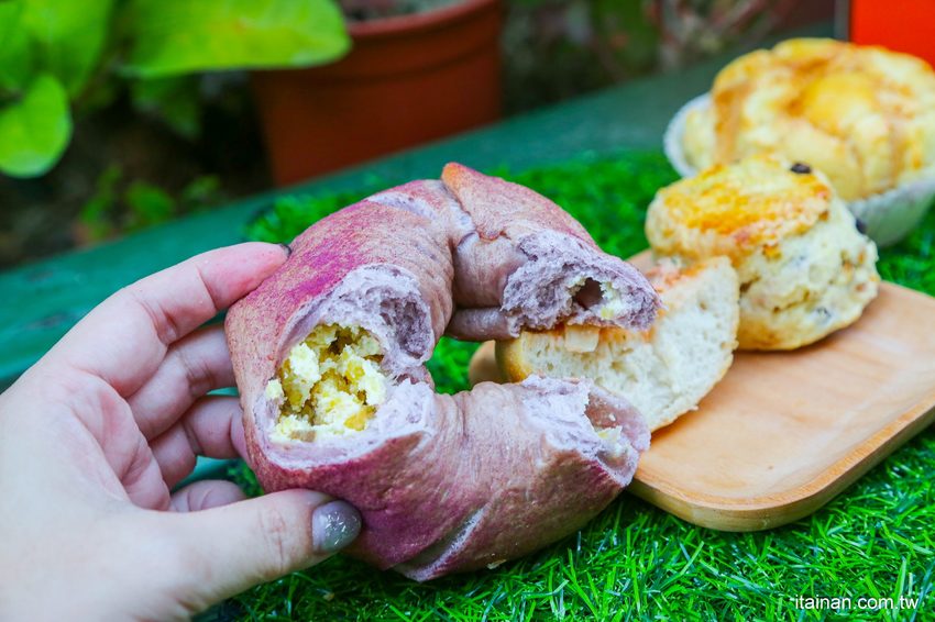 台南麵包烘焙|湖美社區巷弄間的車庫烘焙坊,職人手作烘焙!質感滿分的「V17手感烘焙坊」 - 台南好Food遊