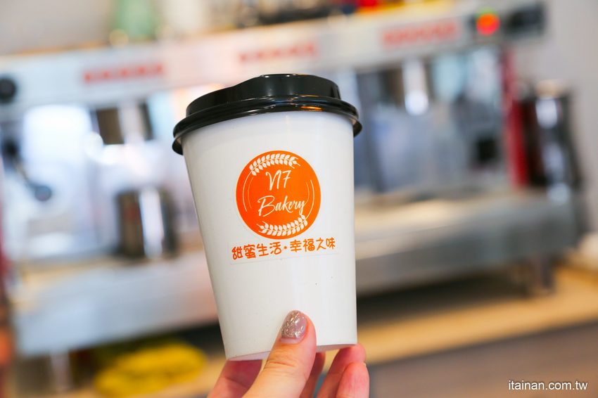 台南麵包烘焙|湖美社區巷弄間的車庫烘焙坊,職人手作烘焙!質感滿分的「V17手感烘焙坊」 - 台南好Food遊