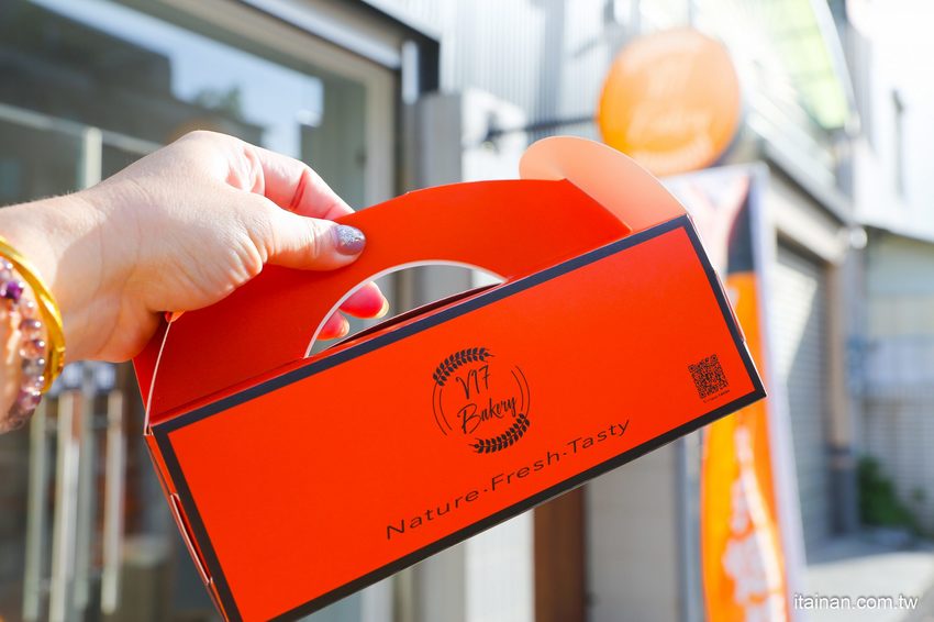 台南麵包烘焙|湖美社區巷弄間的車庫烘焙坊,職人手作烘焙!質感滿分的「V17手感烘焙坊」 - 台南好Food遊