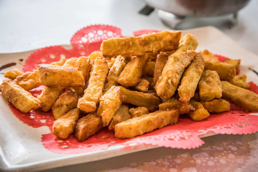 不用去陽明山!龜山虎頭山土雞城必吃隱藏版美食。