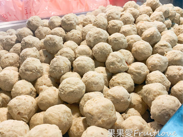 不加澱粉的魚丸 「鯊魚丸」苑裡在地人愛的魚丸 苑裡火車站老店美食 王記魚丸