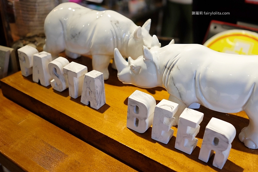 蒜酒李 Pasta&Beer。只要170元!澎湃海鮮用料整碗舖滿滿,首創義大利麵結合精釀啤酒,全桃園第一家! @蹦啾♥謝蘿莉 La vie heureuse