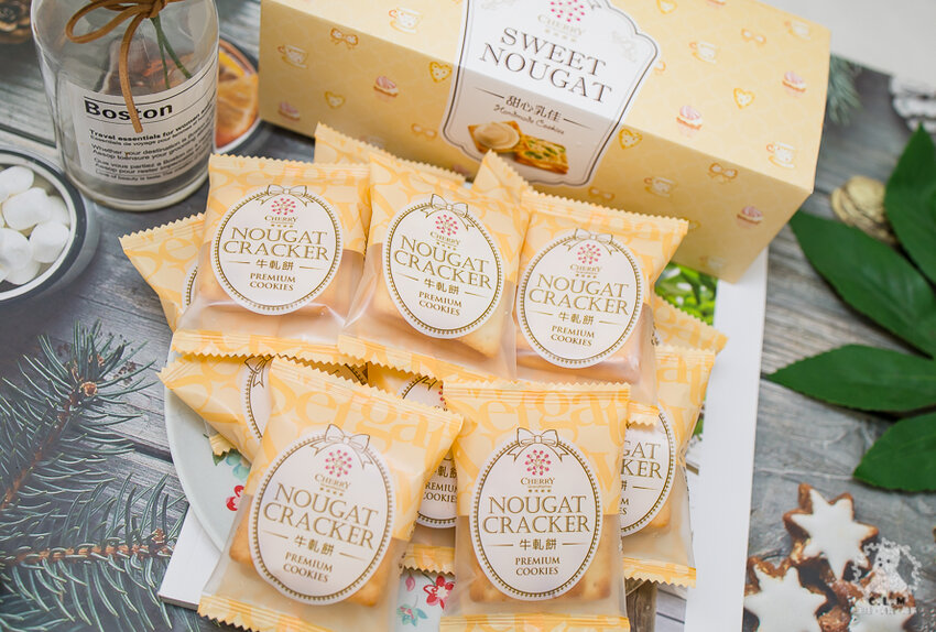 櫻桃爺爺砂糖橘甜心乳佳禮盒|宅配美食食記|牛軋糖遇到砂糖橘甜心,並透過蘇打餅讓兩緊緊結合,三人蹦出獨特好滋味,特色餅乾推薦 - 卡爾茗 C.L.M.
