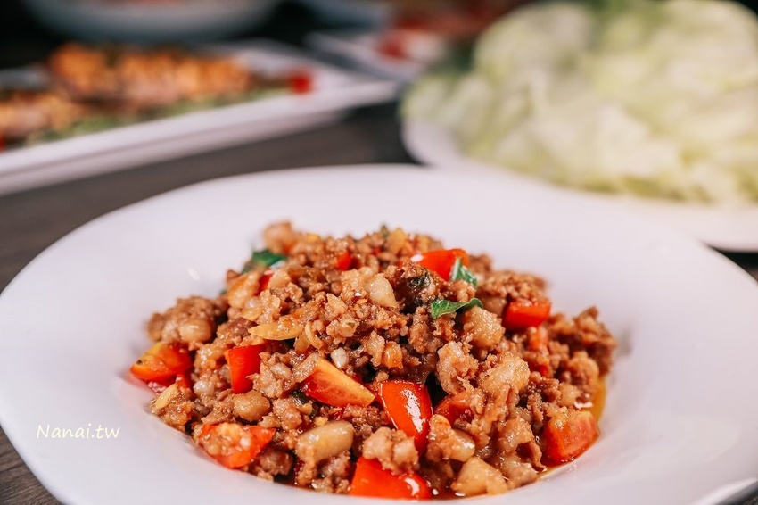 初宴烤魚川菜。愛吃烤魚吃一波，推出不辣版 蛤蜊山豆花烤魚！經典手路菜 芋頭鴨爐,大甲芋頭米粉鍋,金瓜米粉